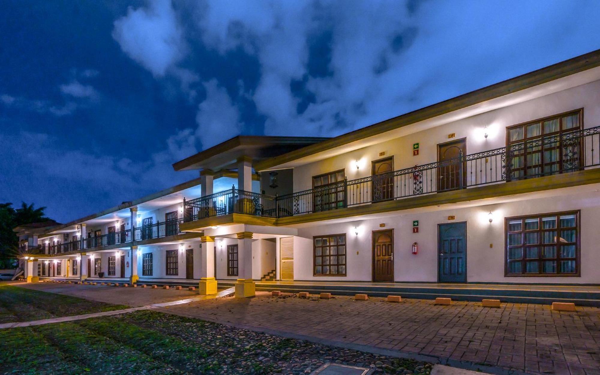 Tres Rios Hotel